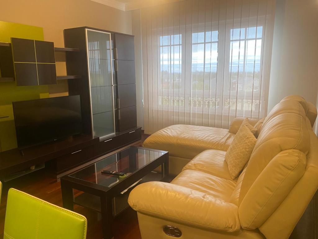 Rocas Brancas Apartment Ribadeo Bagian luar foto
